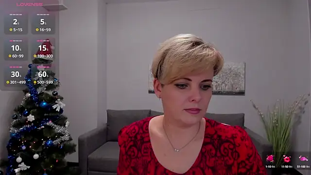 Julia Wilsone online show from 25, 12, 2024