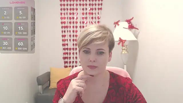 Julia Wilsone online show from 10, 2, 2025