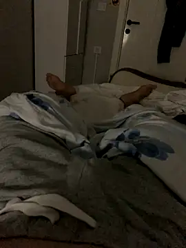 Snapshot of Erenn34 chatting on 11, 9, 2025 Erenn34 online show from 11, 9, 2025