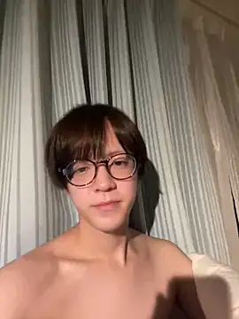 Snapshot of yuuuuma578 chatting on 11, 3, 2025 yuuuuma578 online show from 11, 3, 2025