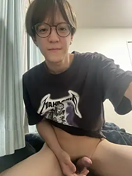 Snapshot of yuuuuma578 chatting on 15, 9, 2025 yuuuuma578 online show from 15, 9, 2025