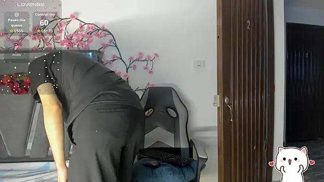 Black Rose2 online show from 18, 10, 2025