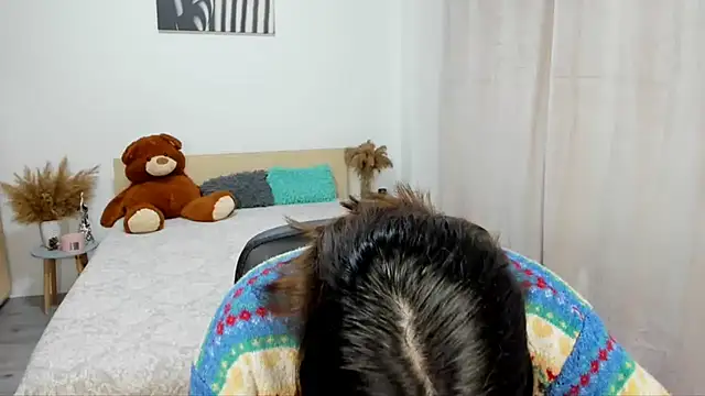 Alexa Dolly12 online show from 1, 3, 2025