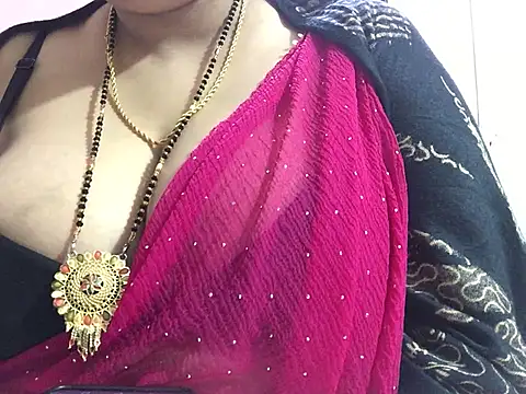 Snapshot of Desi_bhabhiii chatting on 8, 1, 2025 Desi bhabhiii online show from 8, 1, 2025