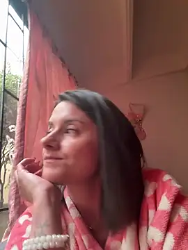 Alice milf  online show from 20, 12, 2025