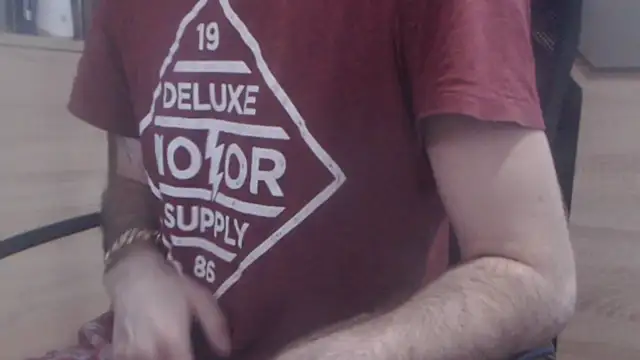 Snapshot of uncutguy01 chatting on 4, 1, 2025 uncutguy01 online show from 4, 1, 2025