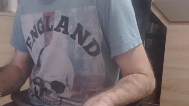 Snapshot of uncutguy01 chatting on 14, 1, 2025 uncutguy01 online show from 14, 1, 2025