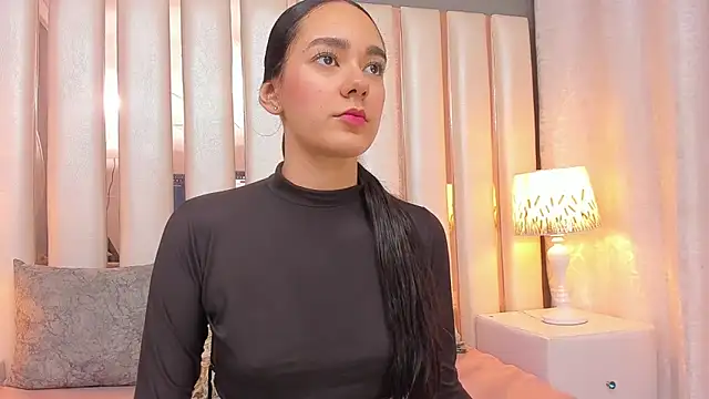 EmmyCruzZ online show from 23, 3, 2026