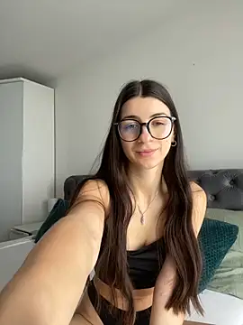 Wildberry  online show from 5, 4, 2026