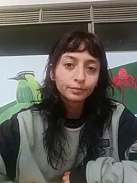 BrisaJones online show from 28, 4, 2026