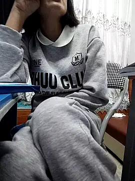 Haralushiaaa online show from 4, 12, 2025