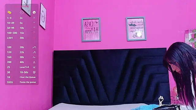 littleebluee online show from 7, 3, 2026