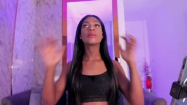 Snapshot of Vero_Lodge chatting on 18, 12, 2024 Vero Lodge online show from 18, 12, 2024