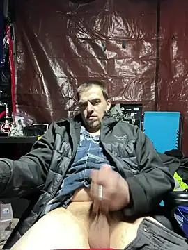 Snapshot of joeycbigcock chatting on 22, 2, 2025 joeycbigcock online show from 22, 2, 2025