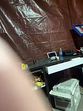 Snapshot of joeycbigcock chatting on 1, 3, 2025 joeycbigcock online show from 1, 3, 2025