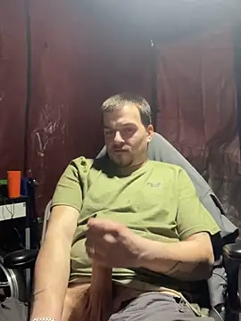 Snapshot of joeycbigcock chatting on 10, 3, 2025 joeycbigcock online show from 10, 3, 2025