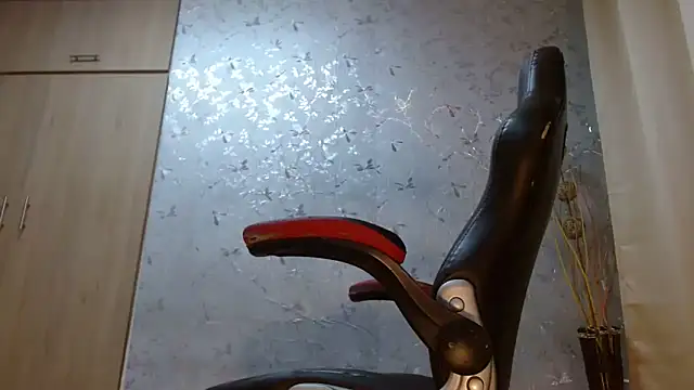 Samantabrown  online show from 10, 9, 2025