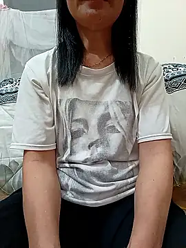 Snapshot of Asian_girl13 chatting on 18, 4, 2026 Asian girl13 online show from 18, 4, 2026