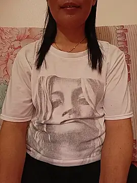 Snapshot of Asian_girl13 chatting on 21, 5, 2026 Asian girl13 online show from 21, 5, 2026