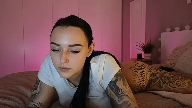 Snapshot of anastasiaink chatting on 6, 2, 2026 anastasiaink online show from 6, 2, 2026