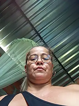 Snapshot of natally_ross21 chatting on 7, 2, 2026 natally ross21 online show from 7, 2, 2026