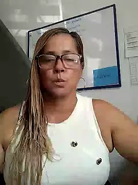 Snapshot of natally_ross21 chatting on 11, 6, 2026 natally ross21 online show from 11, 6, 2026