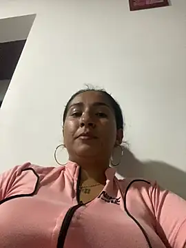 Snapshot of luna_asss chatting on 17, 7, 2026 luna asss online show from 17, 7, 2026