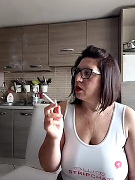 Snapshot of carolyne2023 chatting on 17, 1, 2026 carolyne2023 online show from 17, 1, 2026