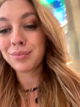 Snapshot of Sweet___Emily chatting on 3, 12, 2024 Sweet   Emily online show from 3, 12, 2024