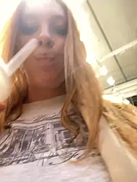 Snapshot of Sweet___Emily chatting on 10, 12, 2024 Sweet   Emily online show from 10, 12, 2024