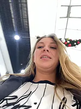 Sweet   Emily online show from 9, 11, 2025