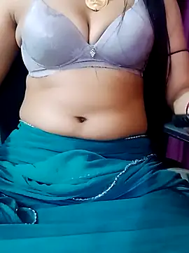 Snapshot of Slim_bhabhi chatting on 9, 3, 2025 Slim bhabhi online show from 9, 3, 2025