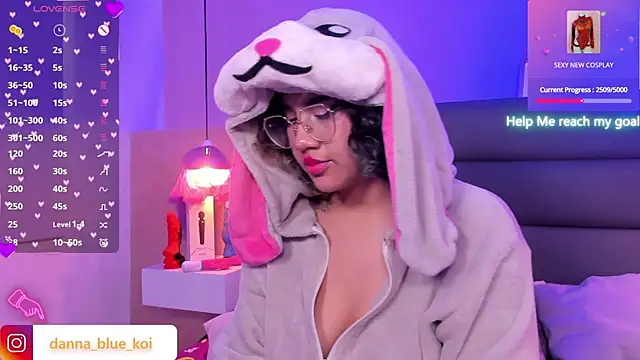 Snapshot of blue_koi chatting on 10, 1, 2025 blue koi online show from 10, 1, 2025