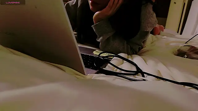 maii- online show from 1, 2, 2026