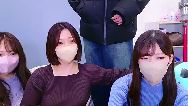 HaruruHappy online show from 9, 12, 2024