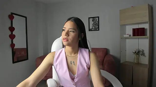 Snapshot of Alice23jones chatting on 15, 3, 2025 Alice23jones online show from 15, 3, 2025