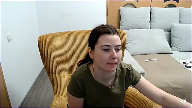 VioletaFlower7 online show from 24, 3, 2026