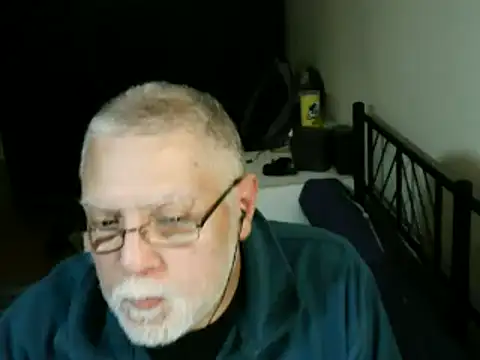 Snapshot of 100Tauros chatting on 19, 4, 2026 100Tauros online show from 19, 4, 2026