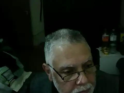 Snapshot of 100Tauros chatting on 25, 5, 2026 100Tauros online show from 25, 5, 2026