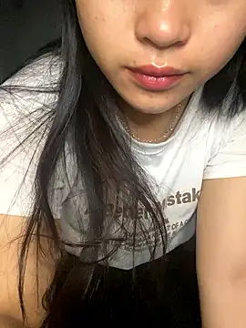 Snapshot of T_tina92 chatting on 8, 1, 2026 T tina92 online show from 8, 1, 2026