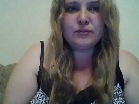 Snapshot of ParisMimi chatting on 6, 6, 2026 ParisMimi online show from 6, 6, 2026