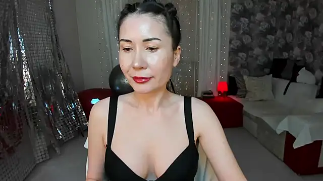 Snapshot of KarinaSweeety chatting on 23, 6, 2026 KarinaSweeety online show from 23, 6, 2026