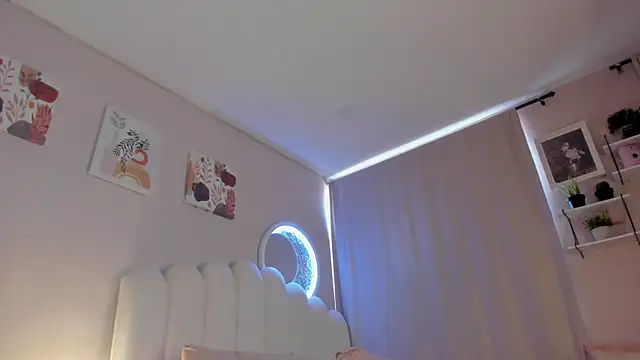 martinaaricci online show from 23, 10, 2025