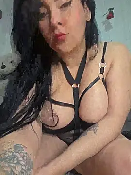 Snapshot of bigboobsrose1 chatting on 12, 5, 2026 bigboobsrose1 online show from 12, 5, 2026