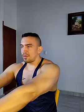 Snapshot of jhay-crux chatting on 5, 1, 2025 jhay-crux online show from 5, 1, 2025