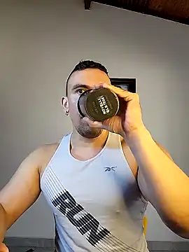 Snapshot of jhay-crux chatting on 7, 1, 2025 jhay-crux online show from 7, 1, 2025