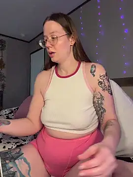 Sweetdee222x online show from 2, 2, 2026