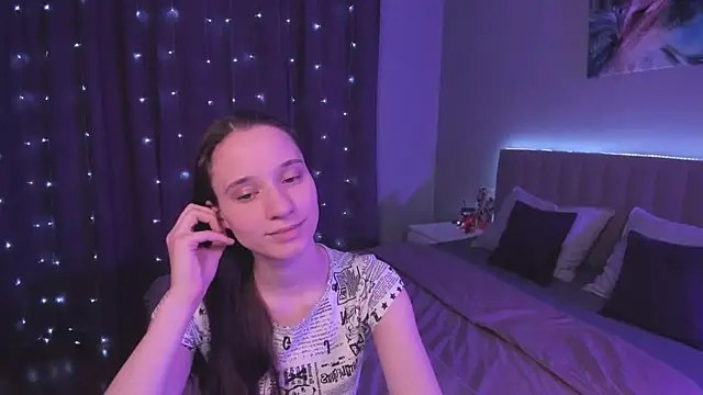 Snapshot of StaceySunny chatting on 25, 2, 2025 StaceySunny online show from 25, 2, 2025