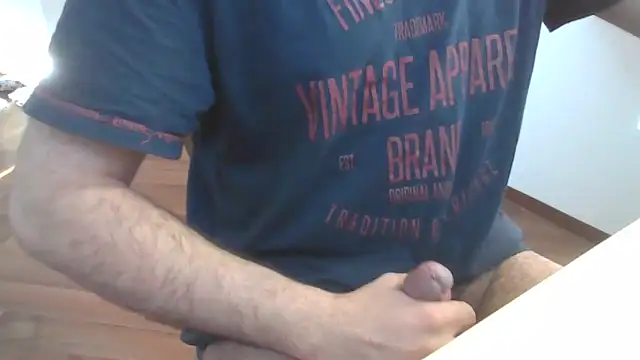 HornyBoy  2004 online show from 3, 3, 2025