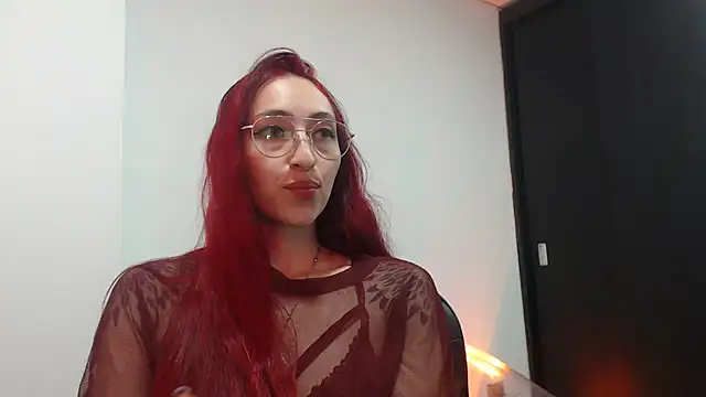 Snapshot of Vermelha_Gremory_ chatting on 9, 10, 2025 Vermelha Gremory  online show from 9, 10, 2025